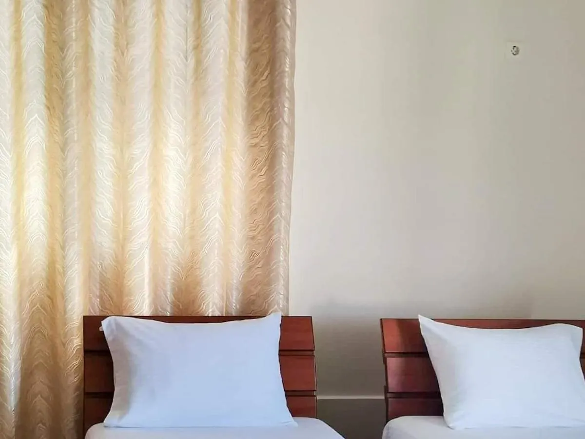Dina'S Apartment Himare Albania